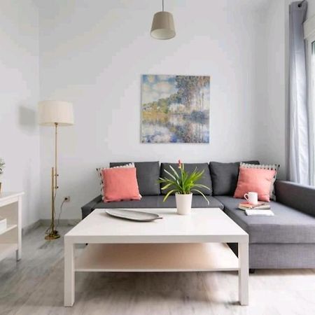 Casa De La Alameda Apartman Sevilla Kültér fotó