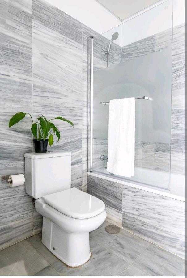 Casa De La Alameda Apartman Sevilla Kültér fotó